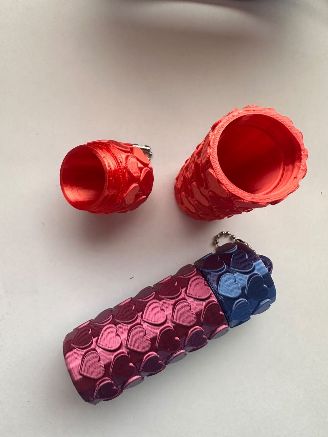 Porta-Batom Labial de Corações