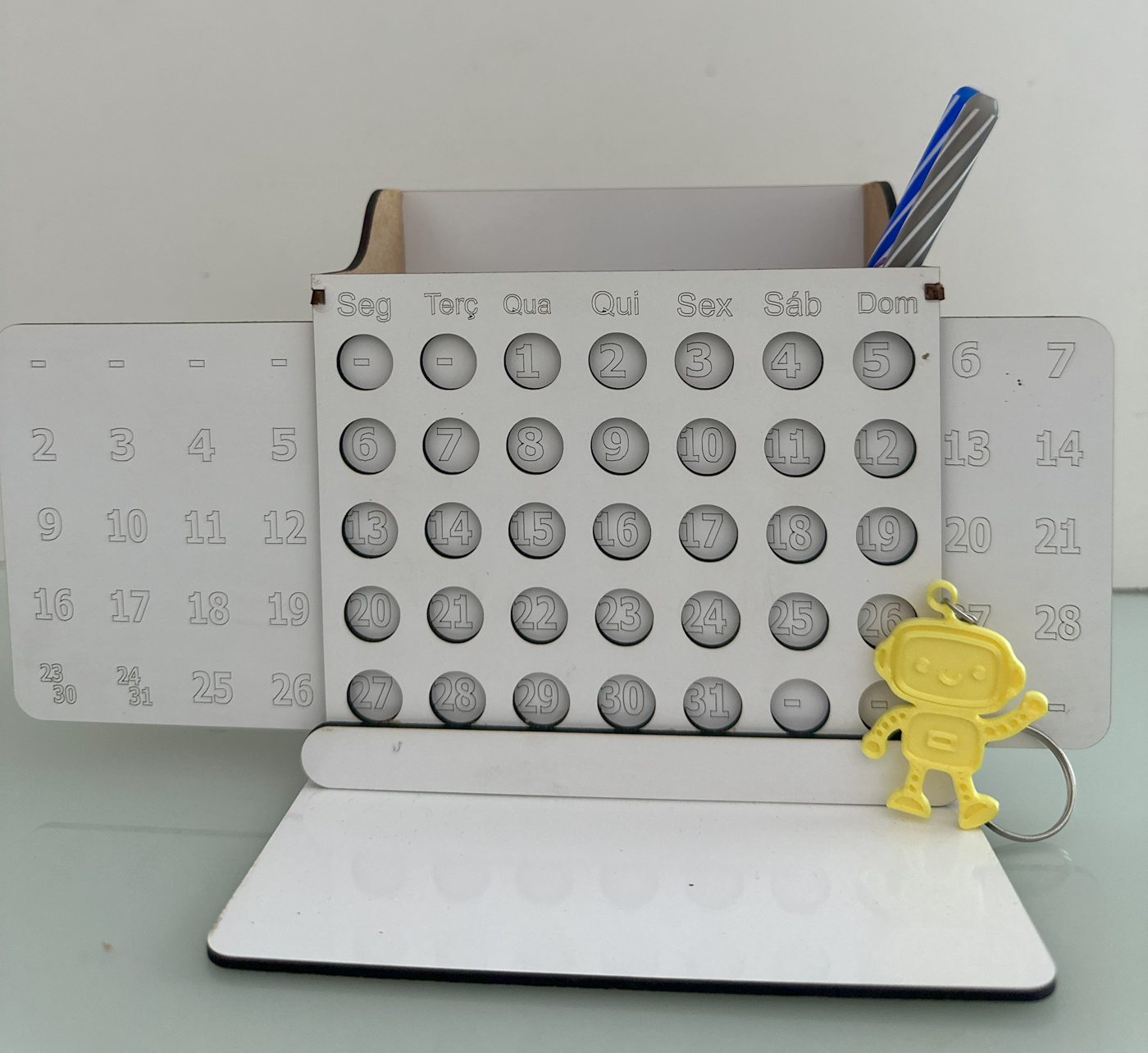 Calendário Perpétuo com Porta-Caneta